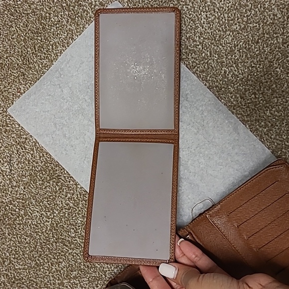 Authentic Louis Vuitton Monogram Envelope Wallet - Picture 15 of 16